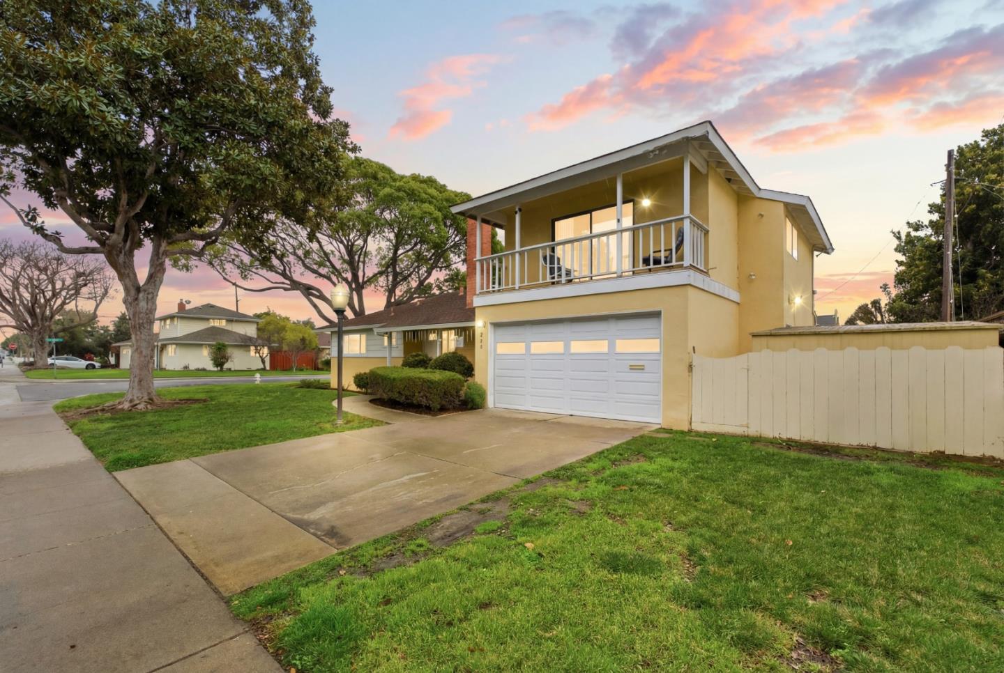 1846 Los Padres Boulevard