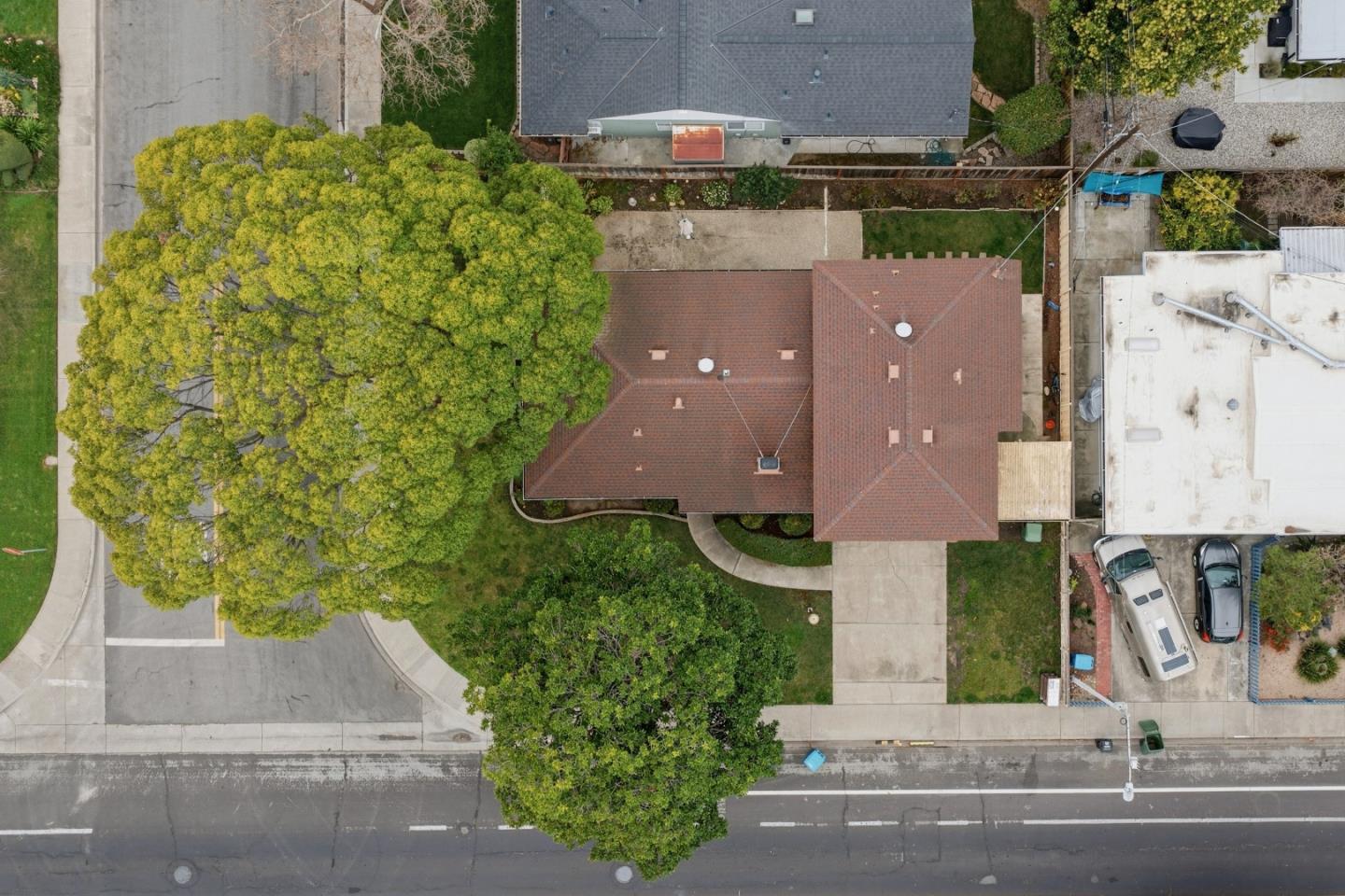 1846 Los Padres Boulevard