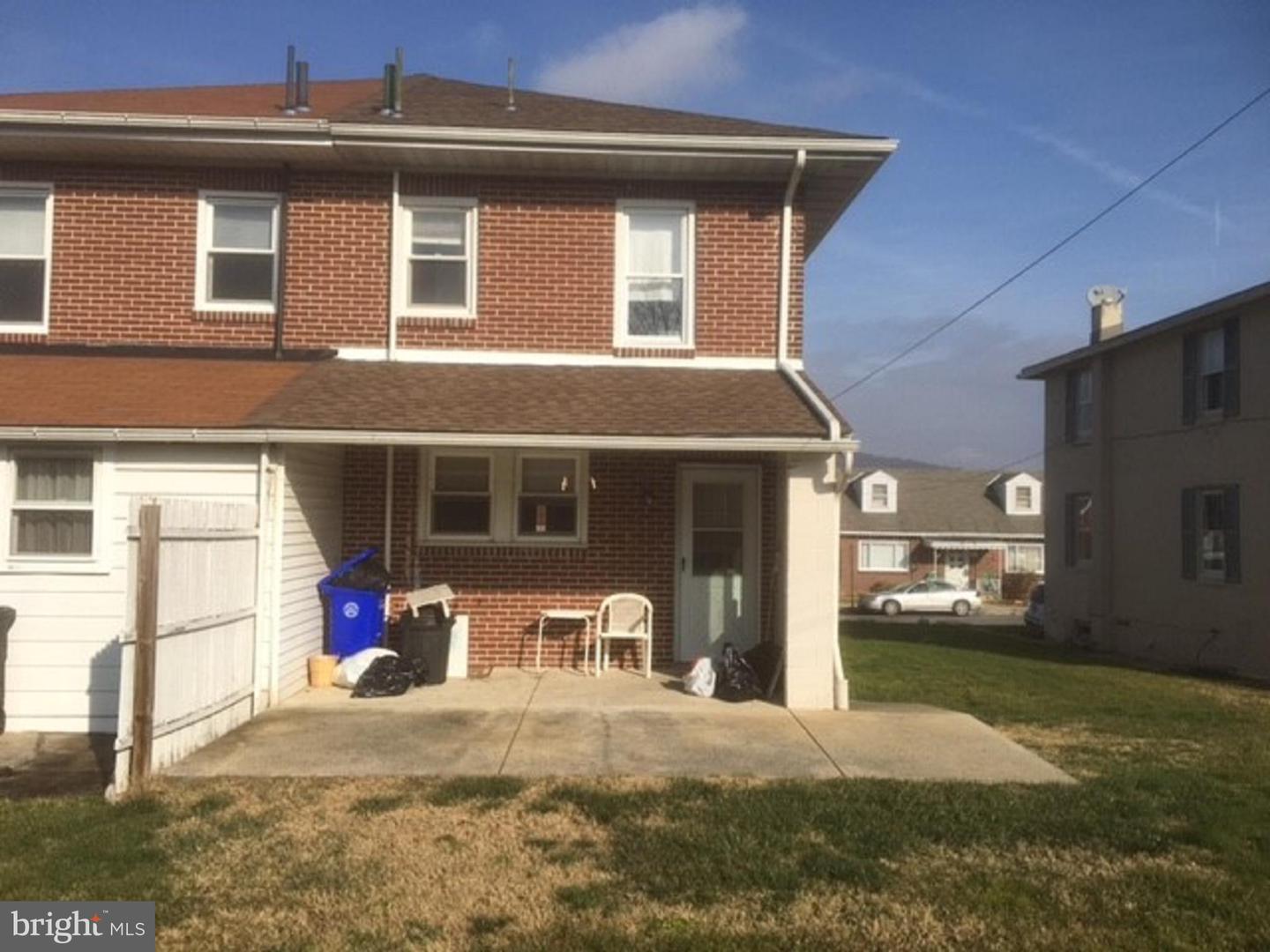 214 ARLINGTON STREET