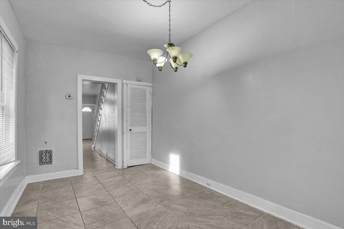 548 PIKE STREET