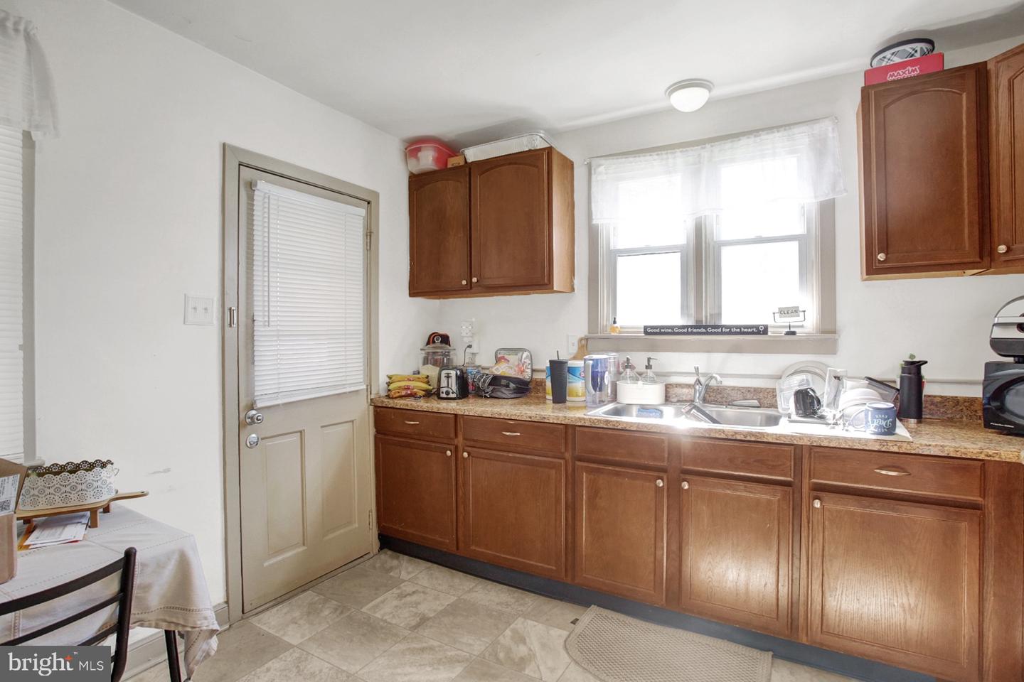 1132 MOUNT LAUREL AVENUE