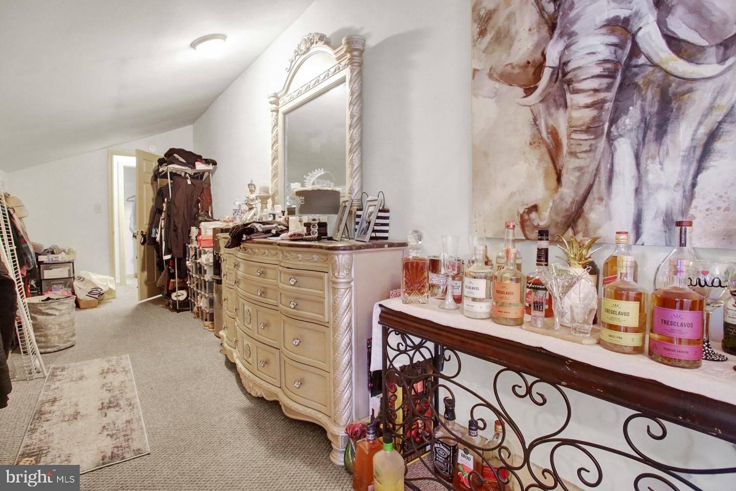 1132 MOUNT LAUREL AVENUE