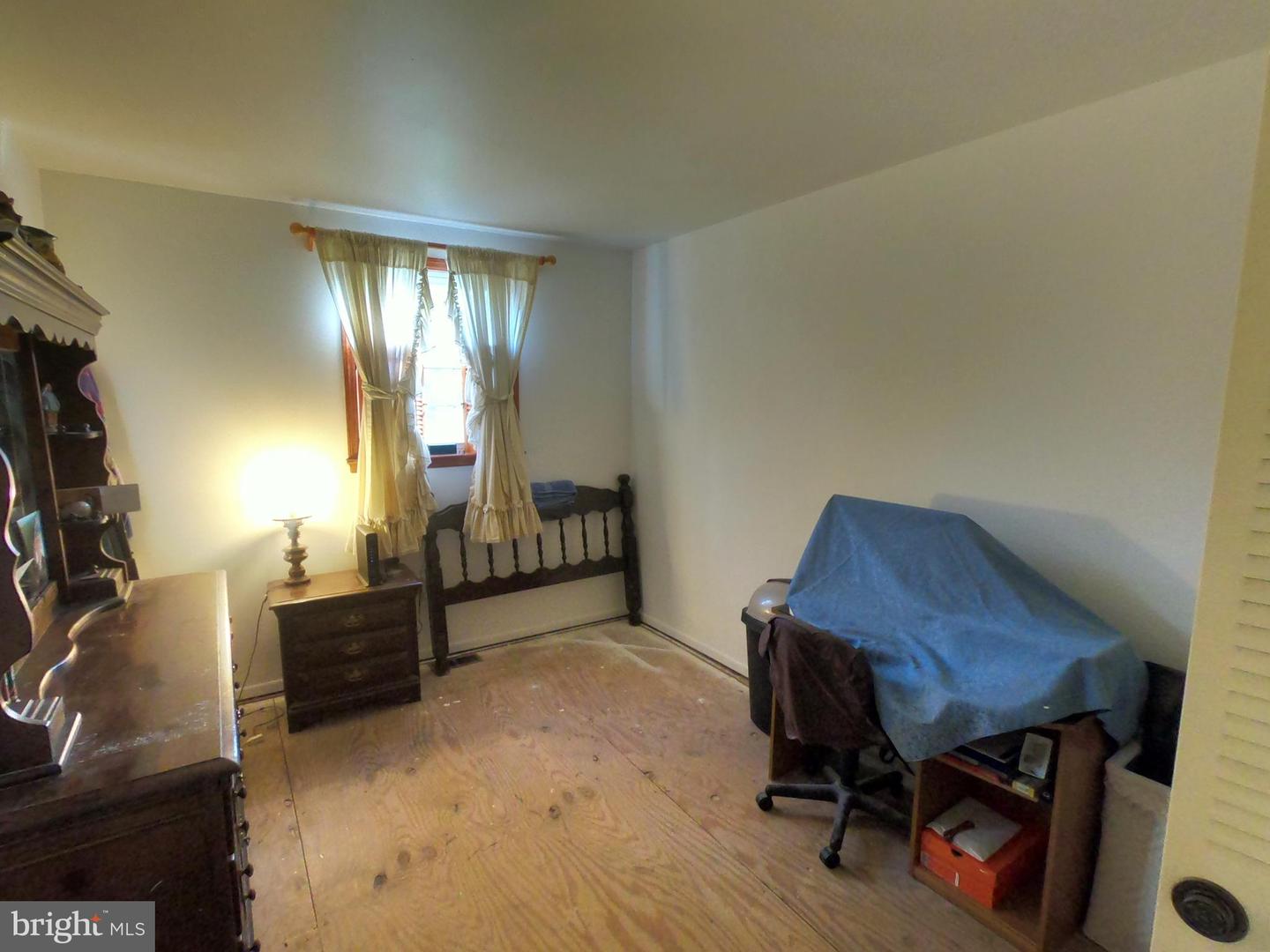 1340 FOX RUN