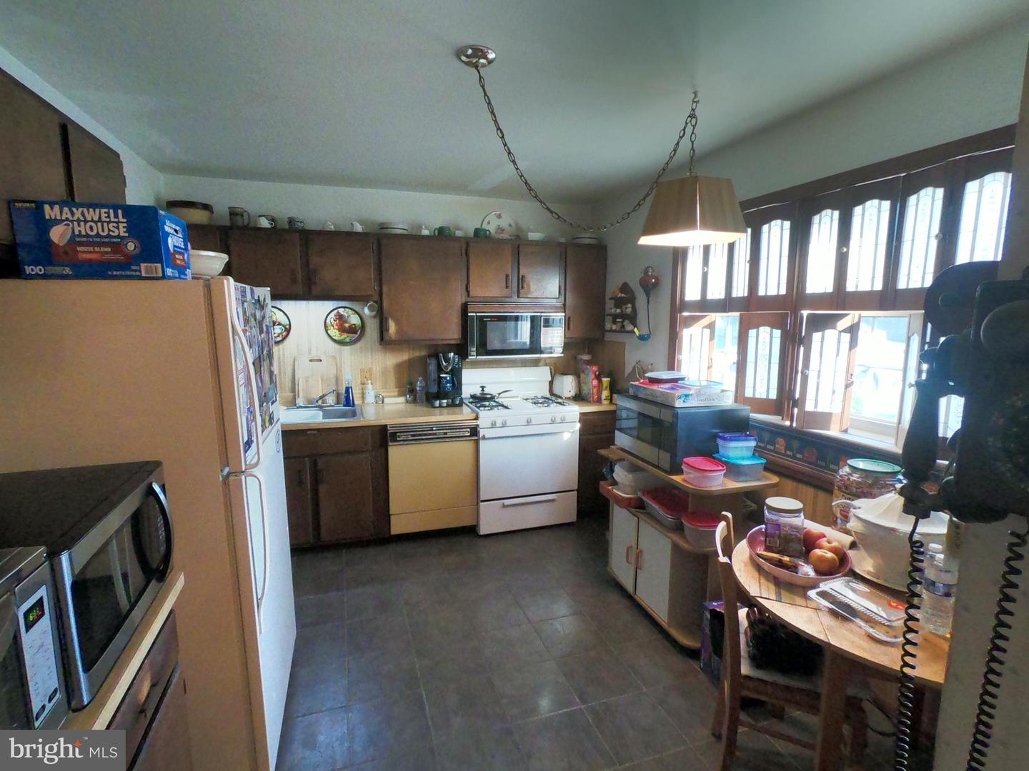1340 FOX RUN
