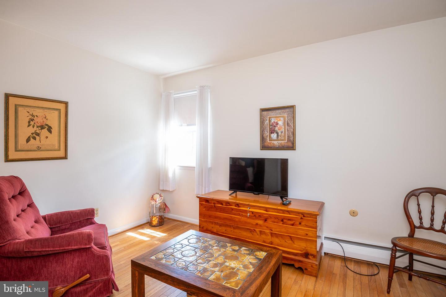 17 HEARTHSTONE DRIVE