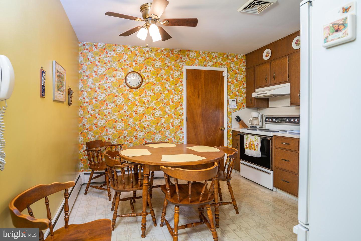 17 HEARTHSTONE DRIVE