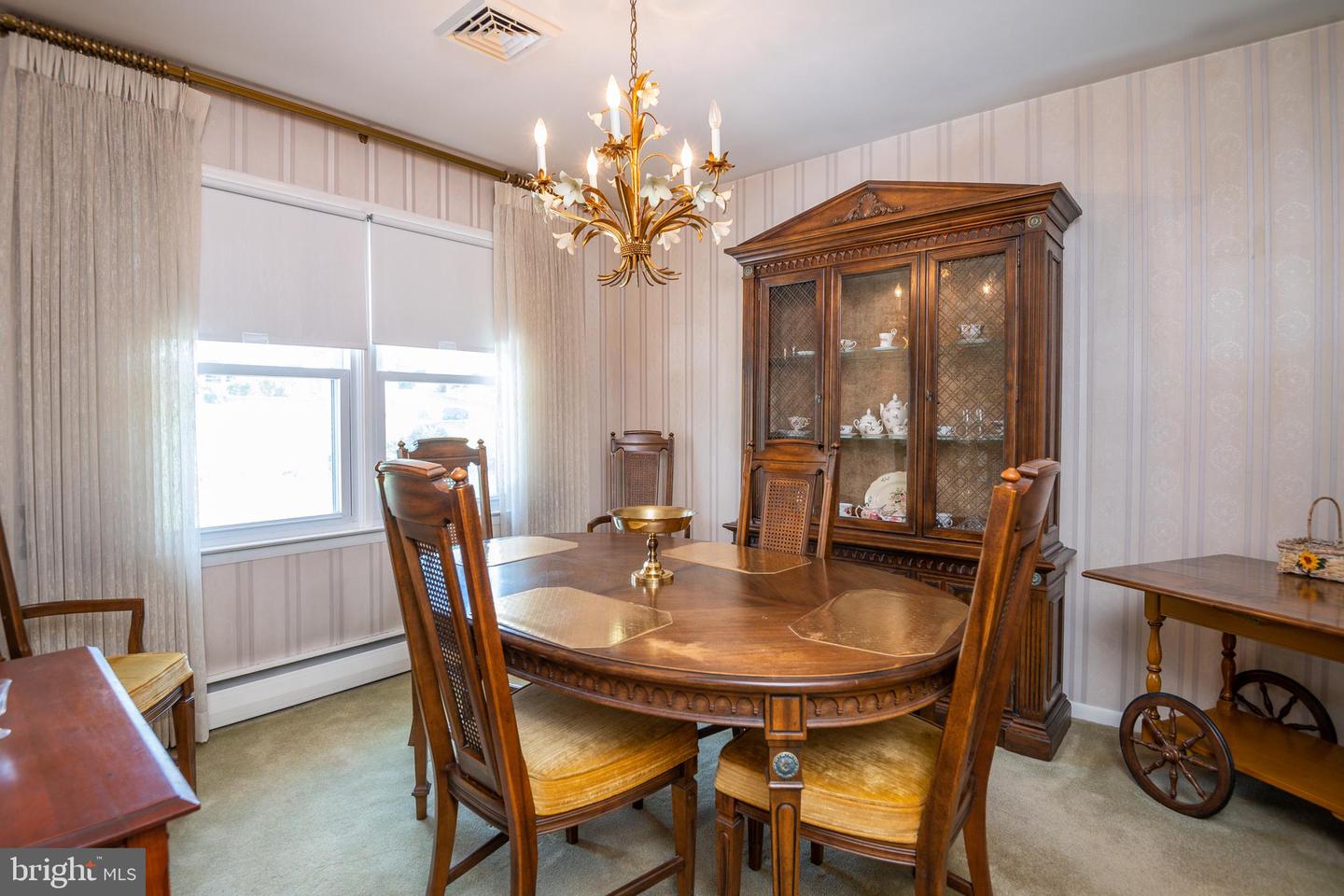 17 HEARTHSTONE DRIVE