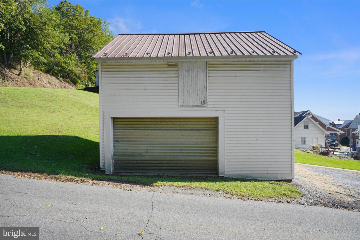 341 W MAIN STREET