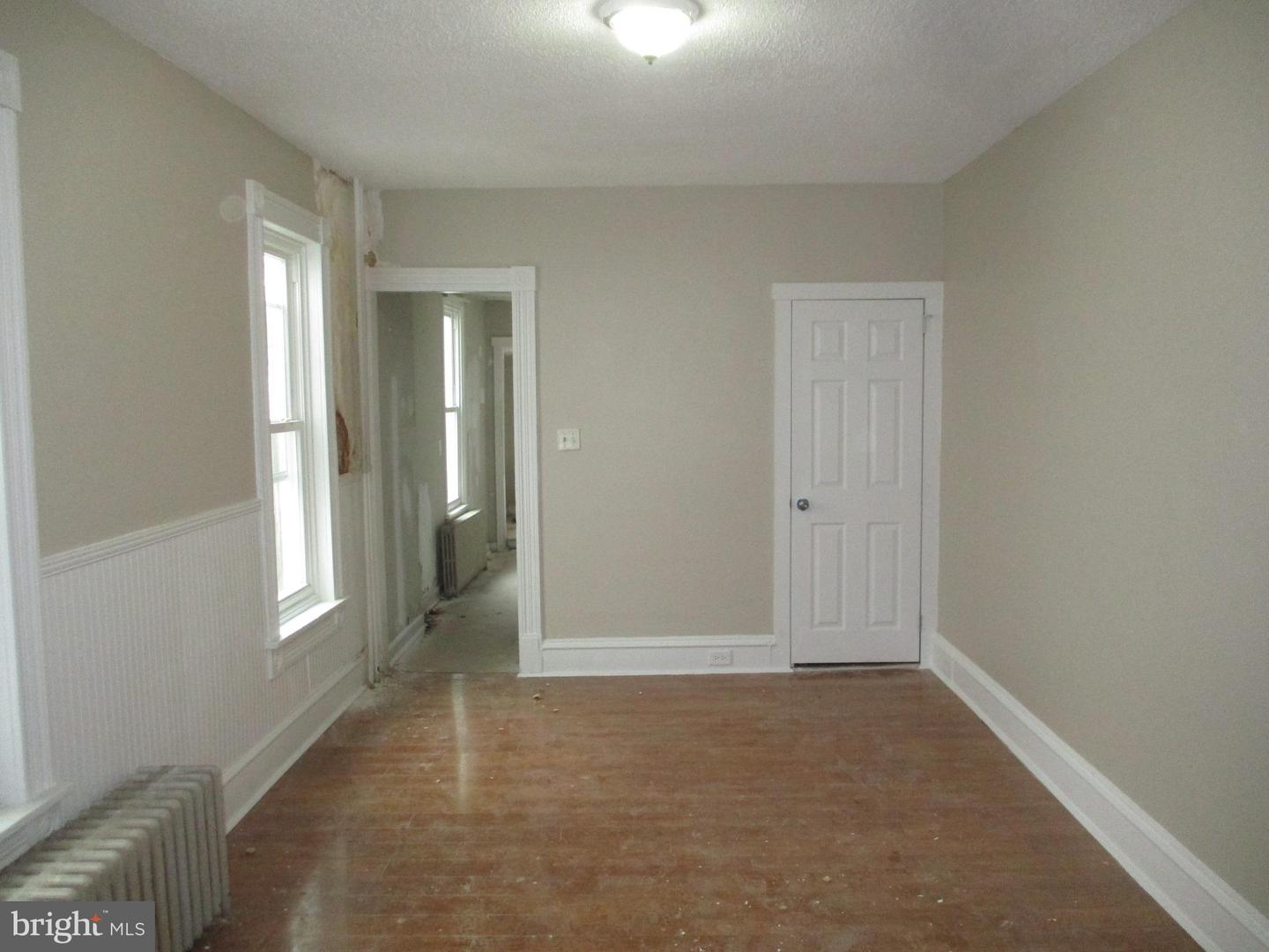 839 N 11TH STREET