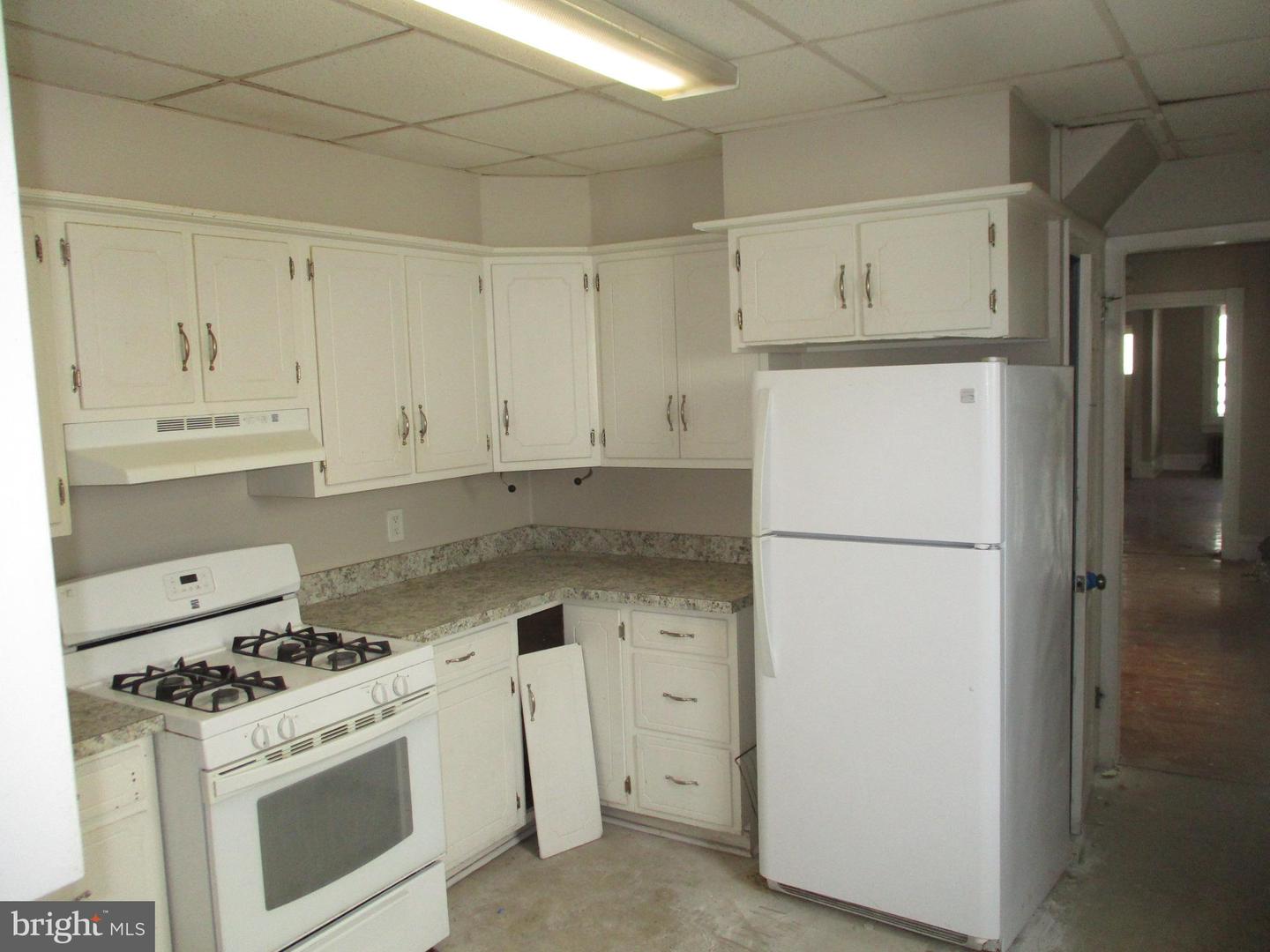 839 N 11TH STREET