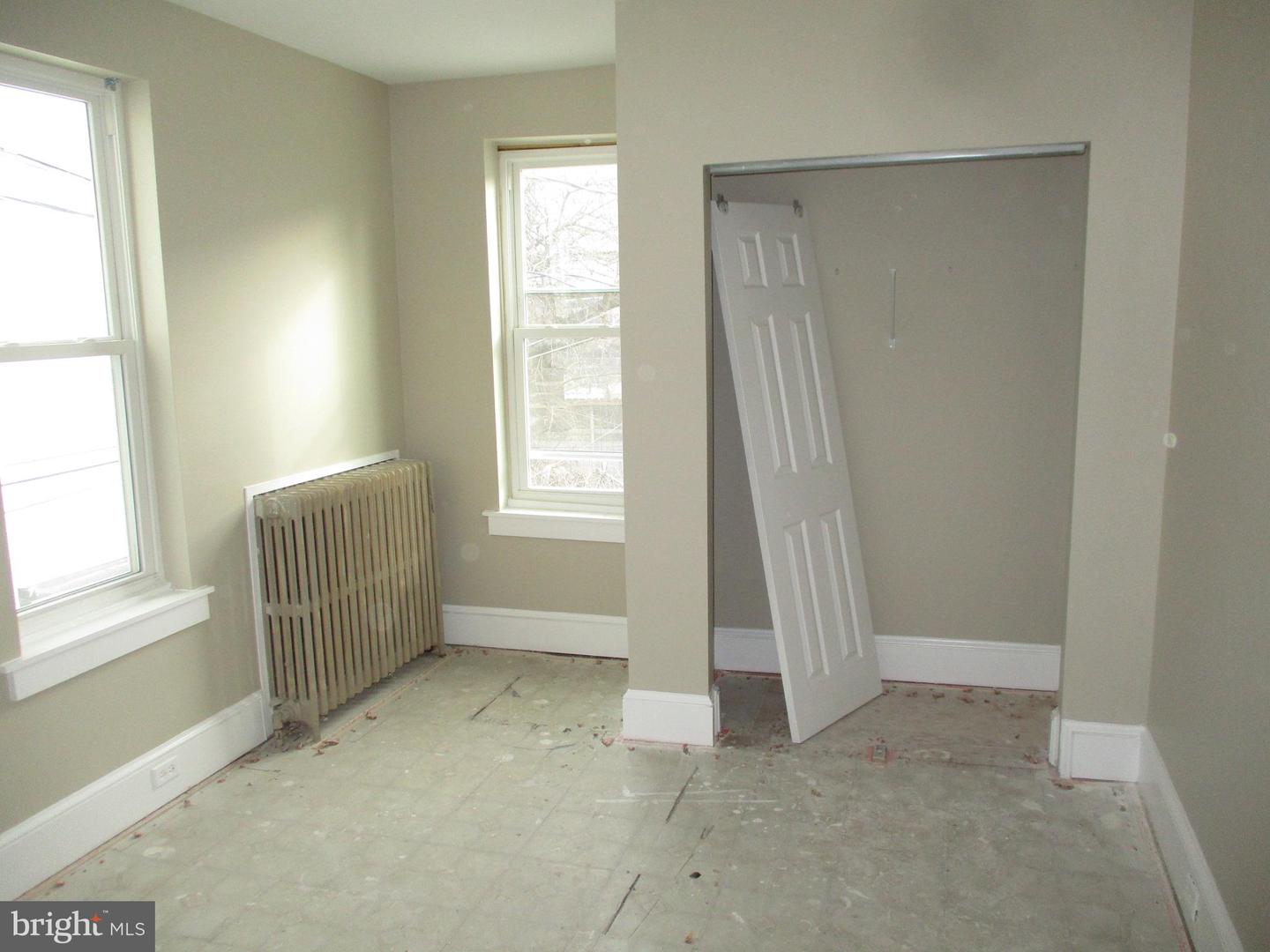 839 N 11TH STREET