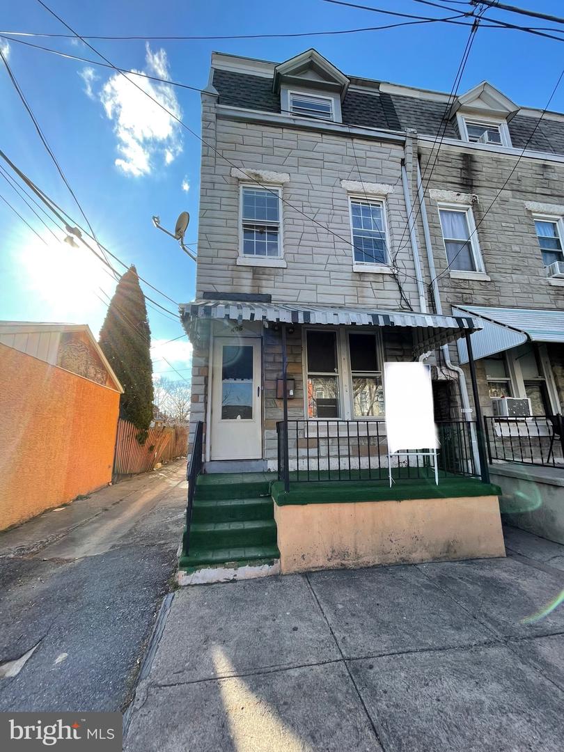 406 N 2ND STREET