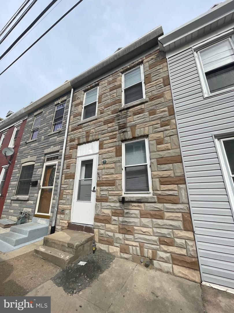 927 CHURCH STREET