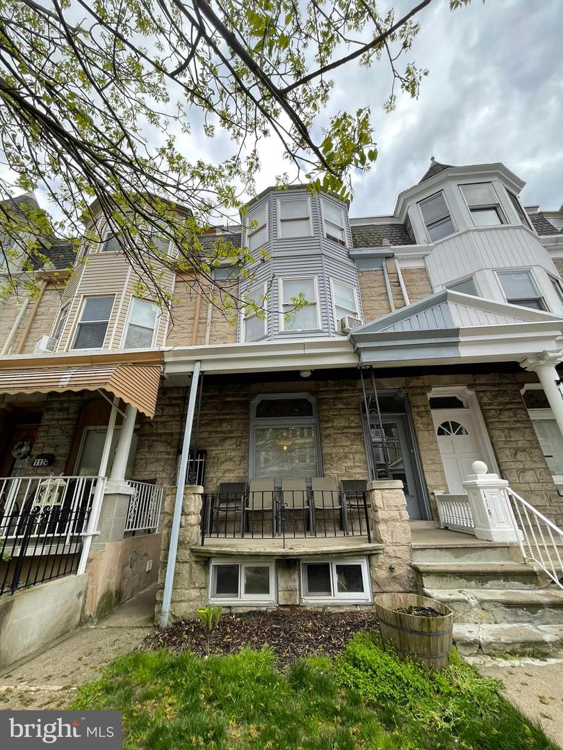 114 W WINDSOR STREET
