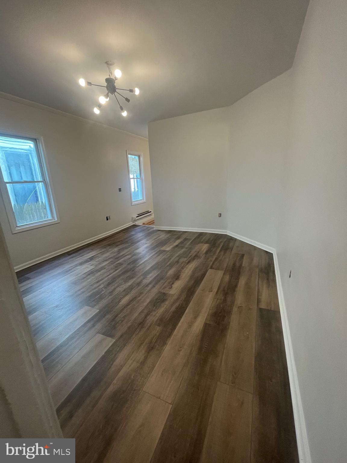 327 N 6th STREET