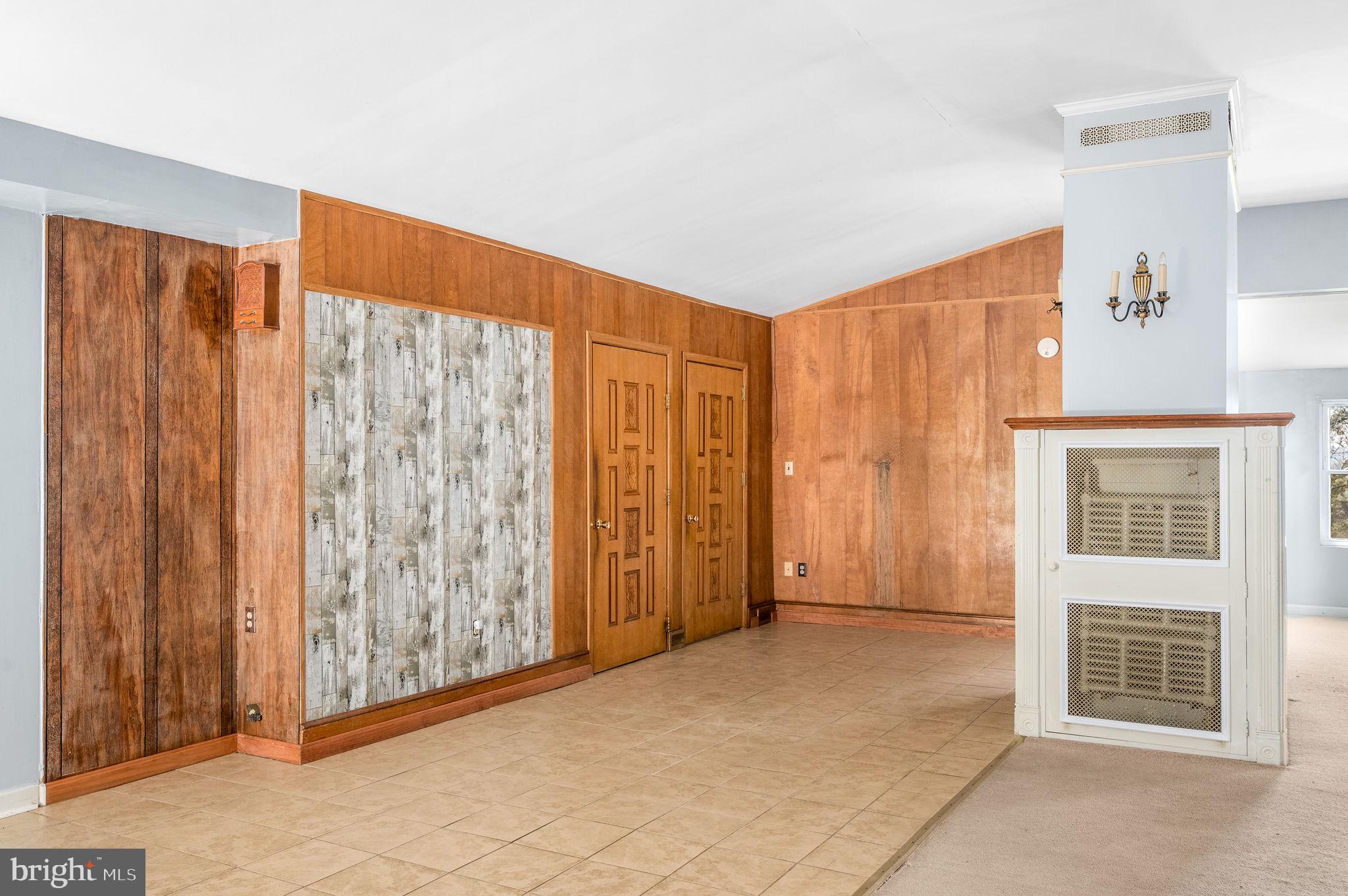161 Clymer St