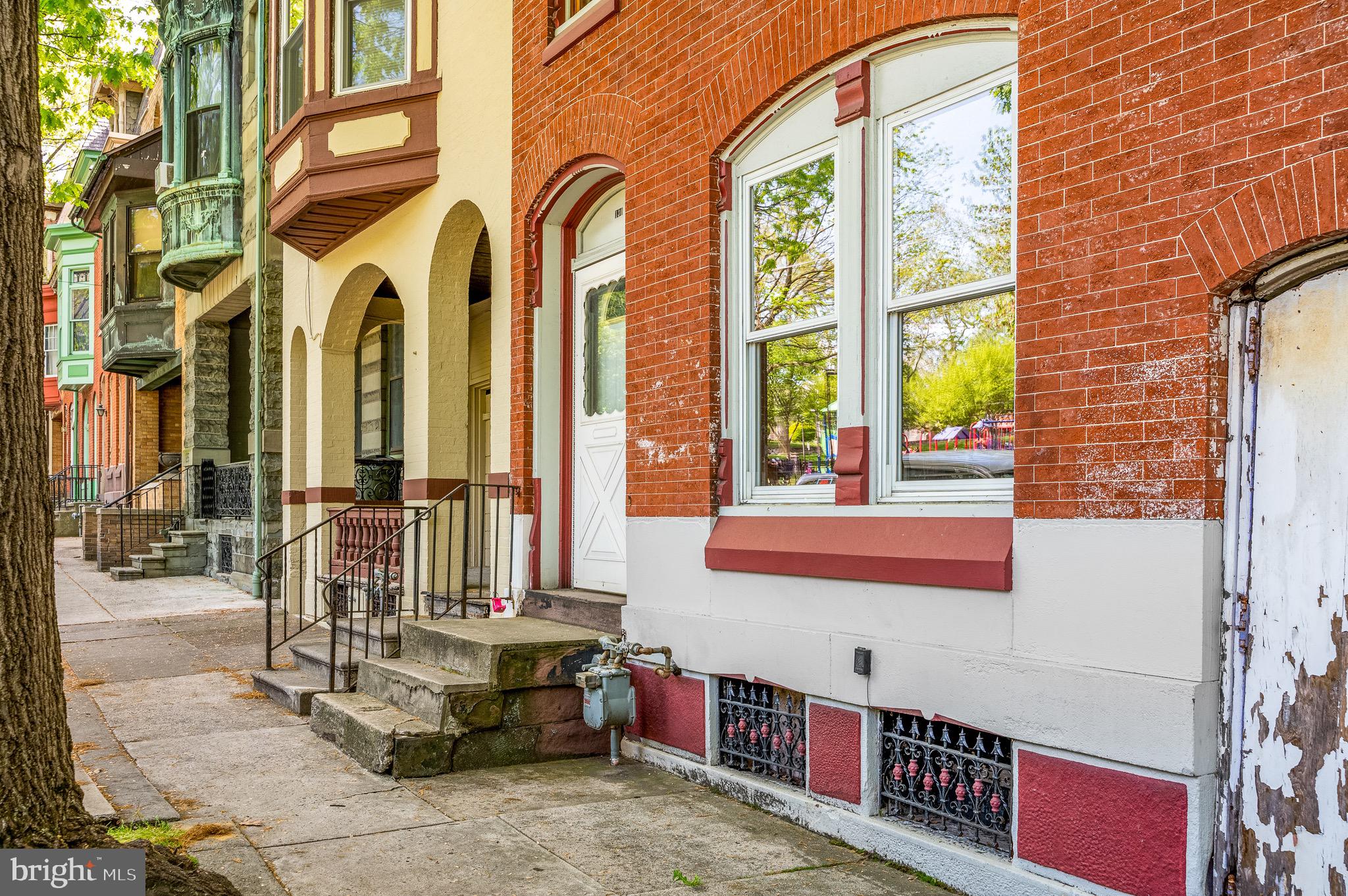 130 N 11th St
