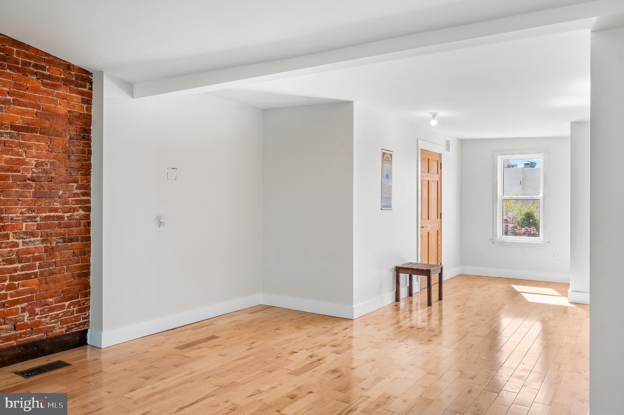 130 N 11th St