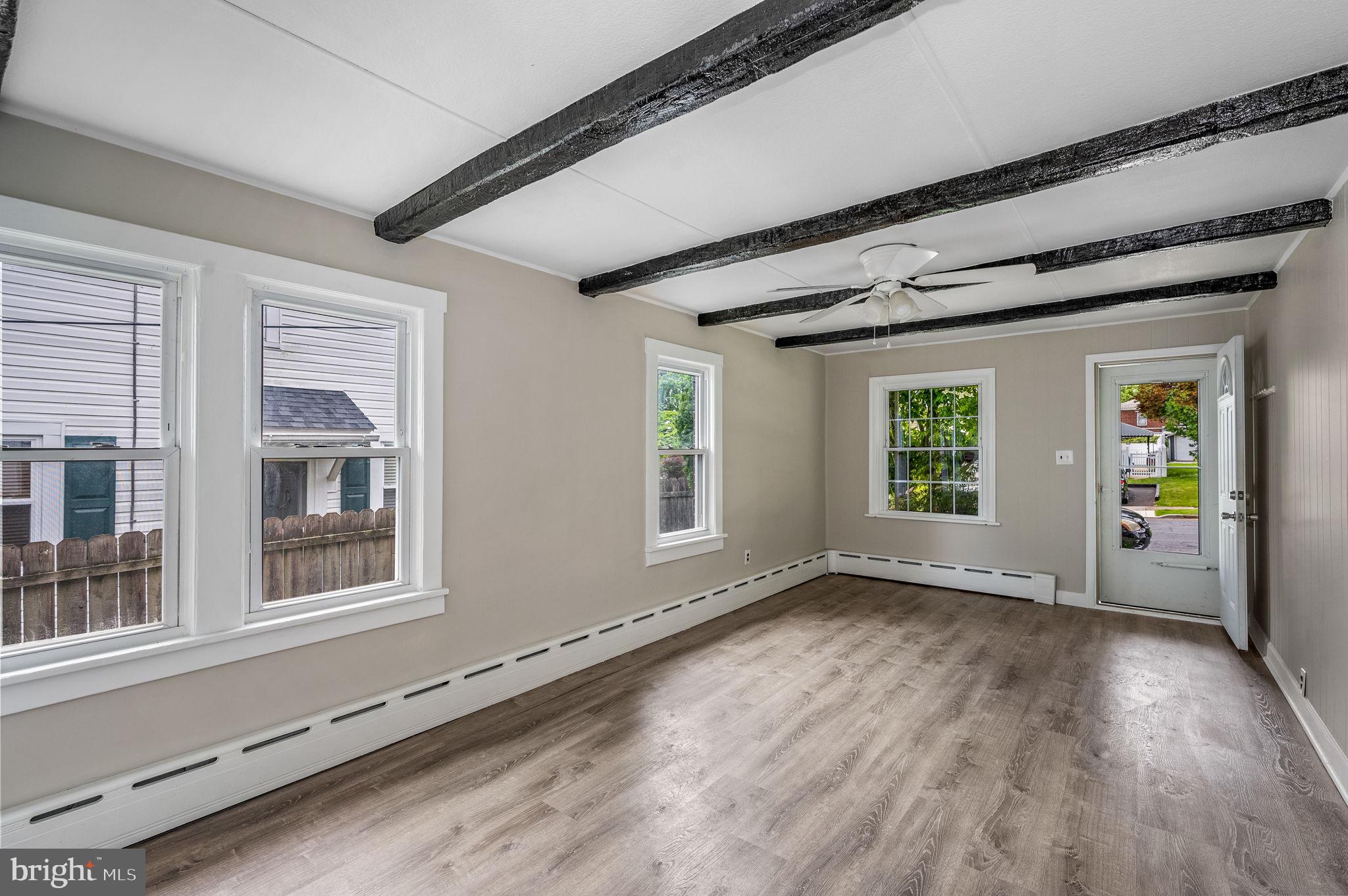 1416 Bleeker Ave