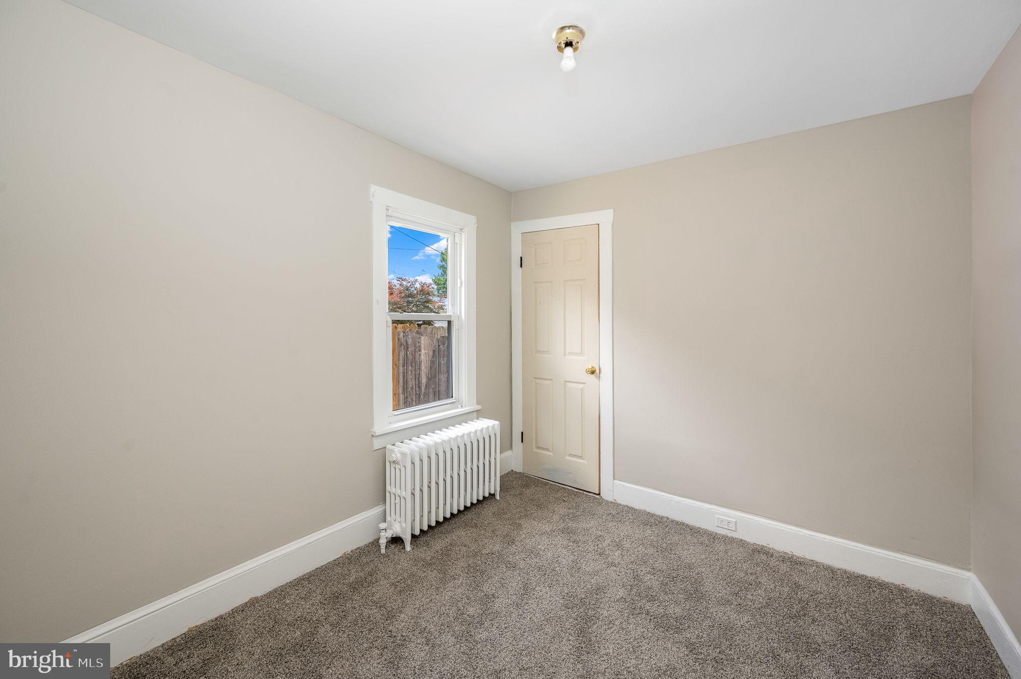 1416 Bleeker Ave