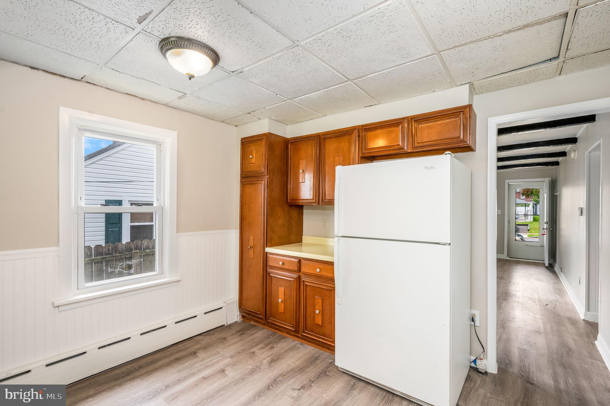 1416 Bleeker Ave
