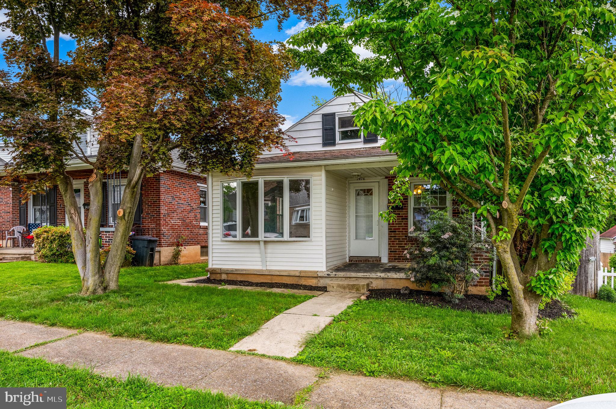 1416 Bleeker Ave
