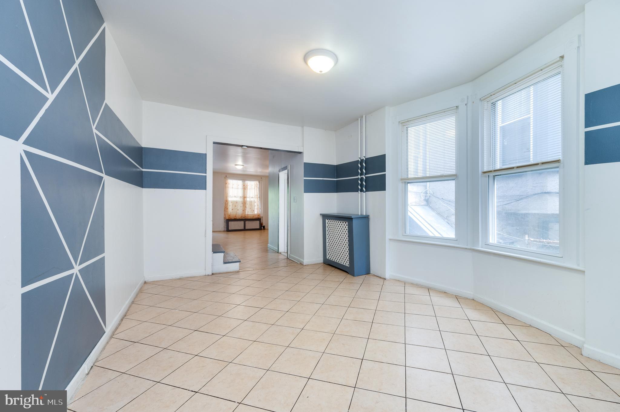 1242 Eckert Ave
