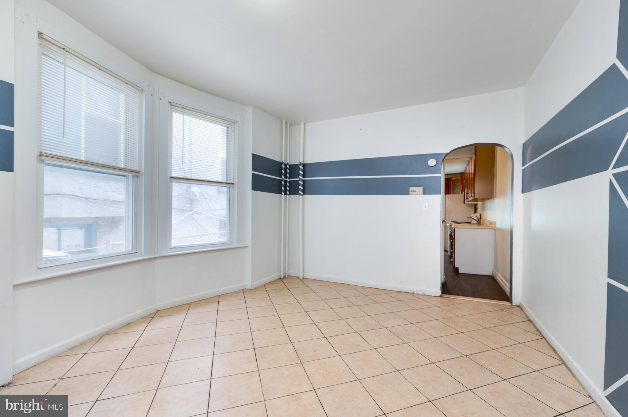 1242 Eckert Ave