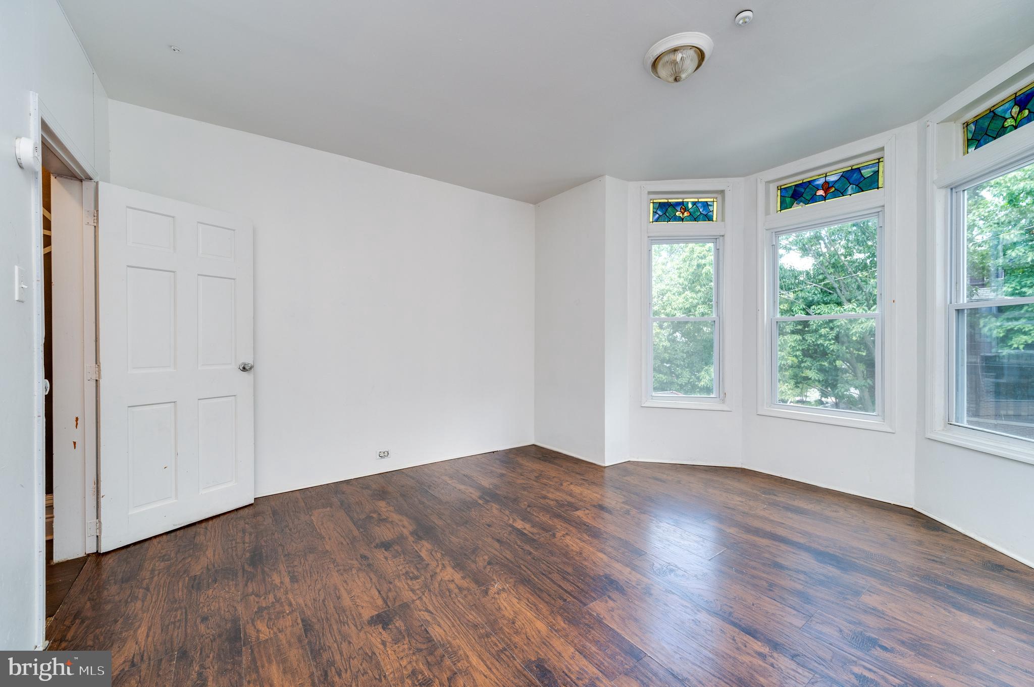 1242 Eckert Ave