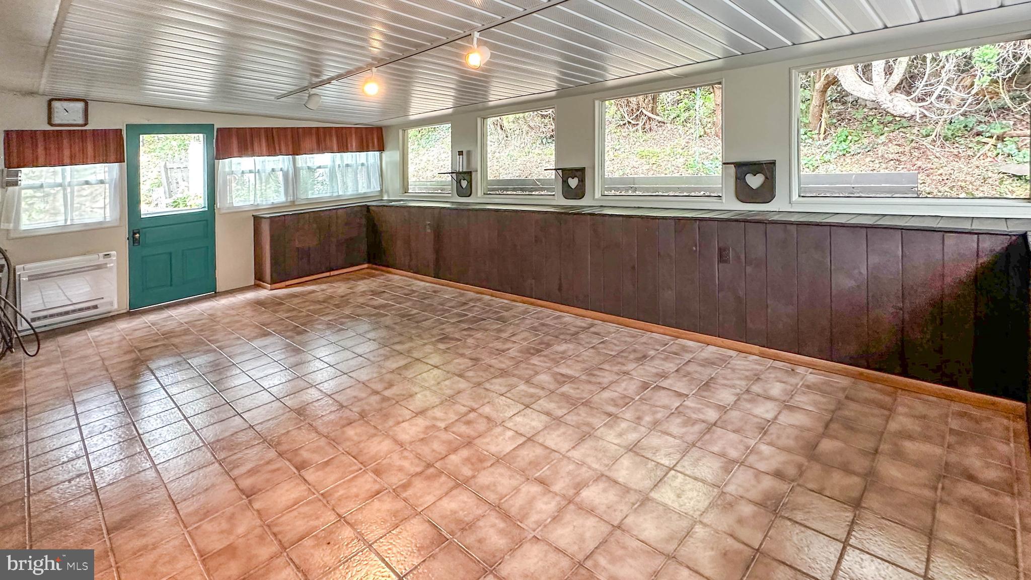 1951 Steuben Rd