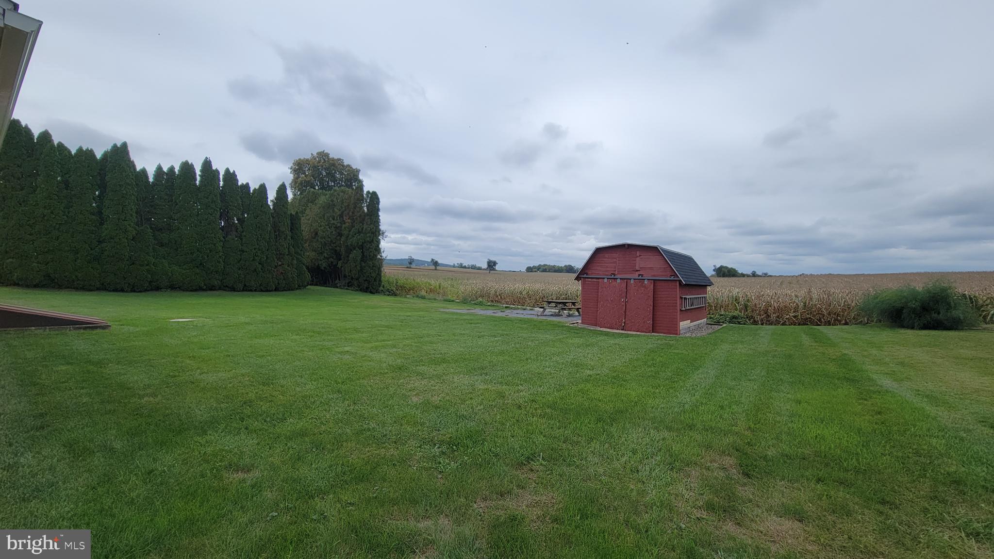 928 Valley Rd