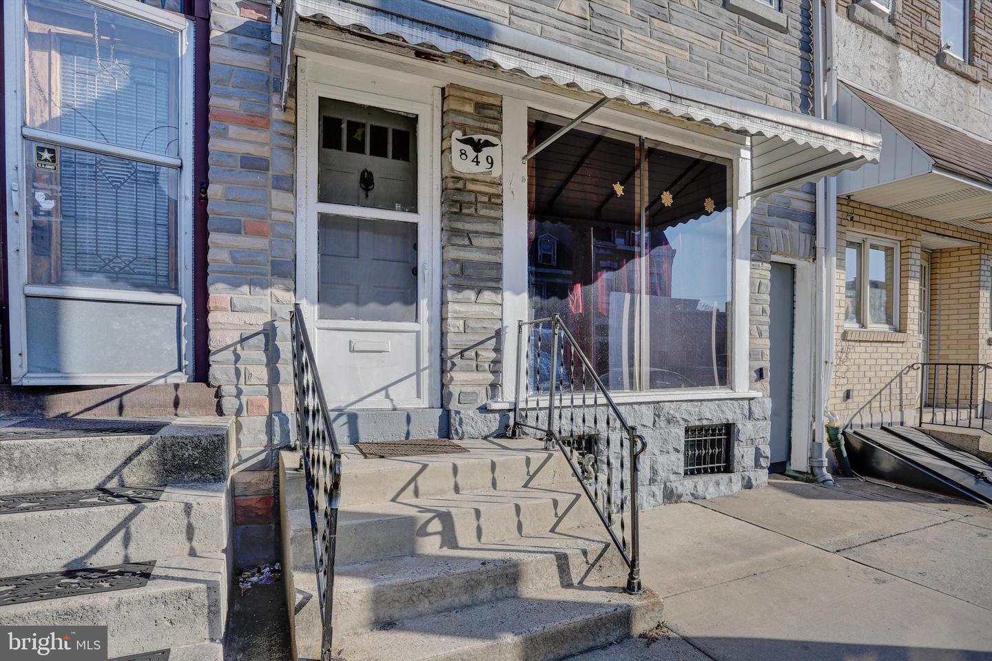 849 N 8th St