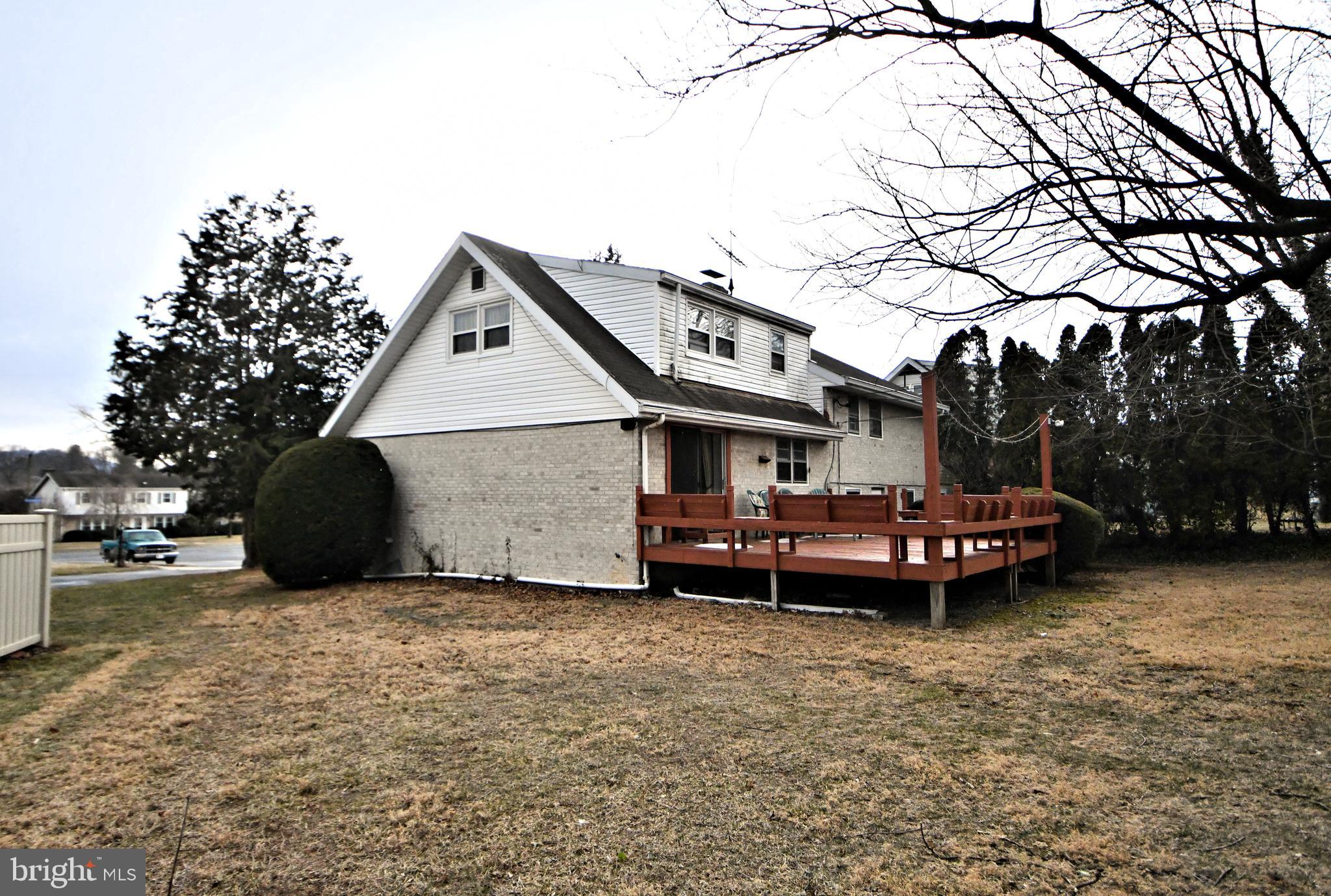 1111 Independence Ct