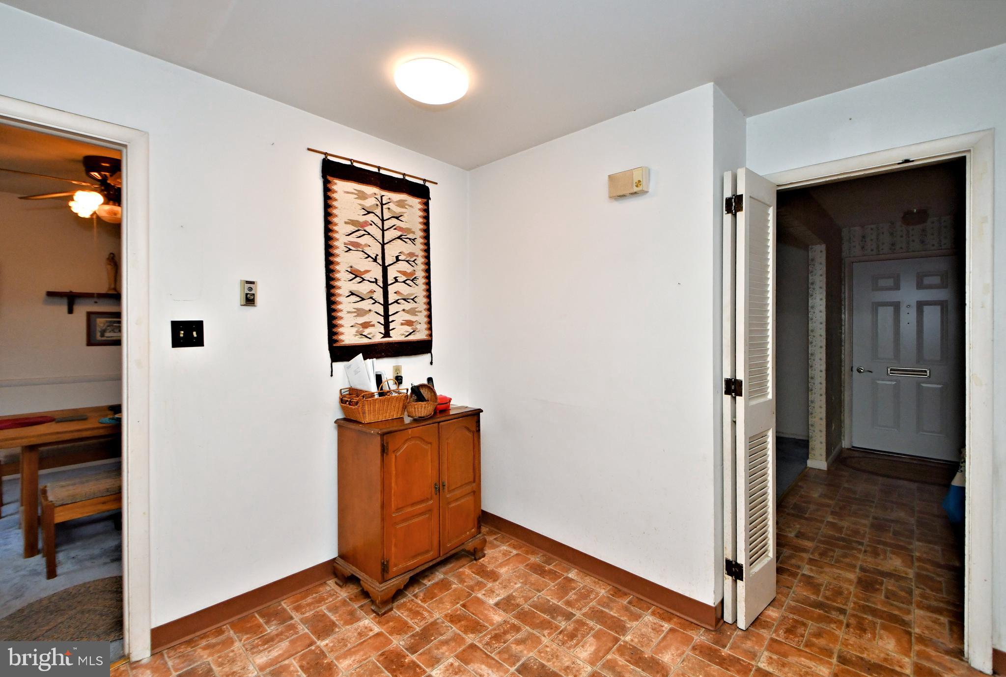 1111 Independence Ct