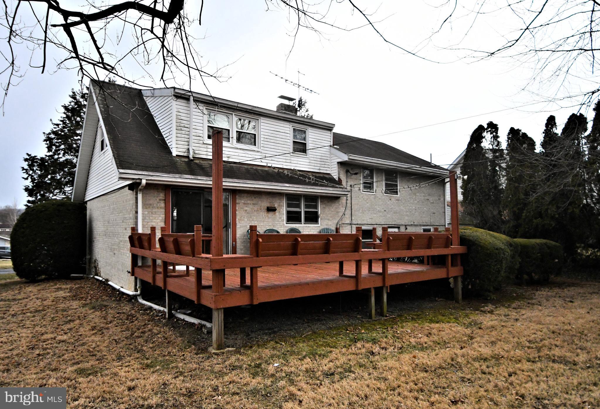 1111 Independence Ct