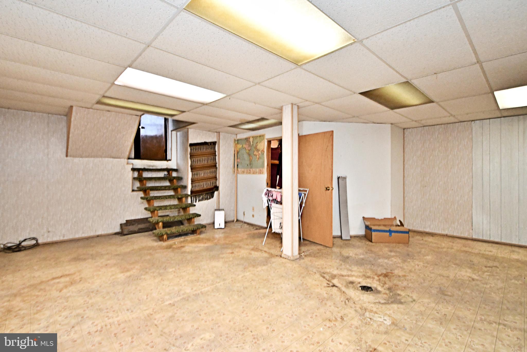 1111 Independence Ct