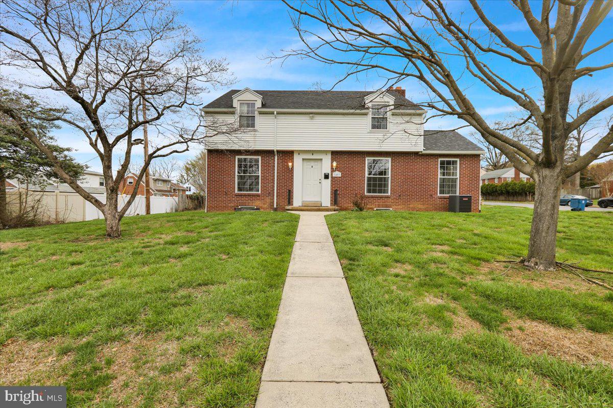 1403 COLLEGE AVENUE