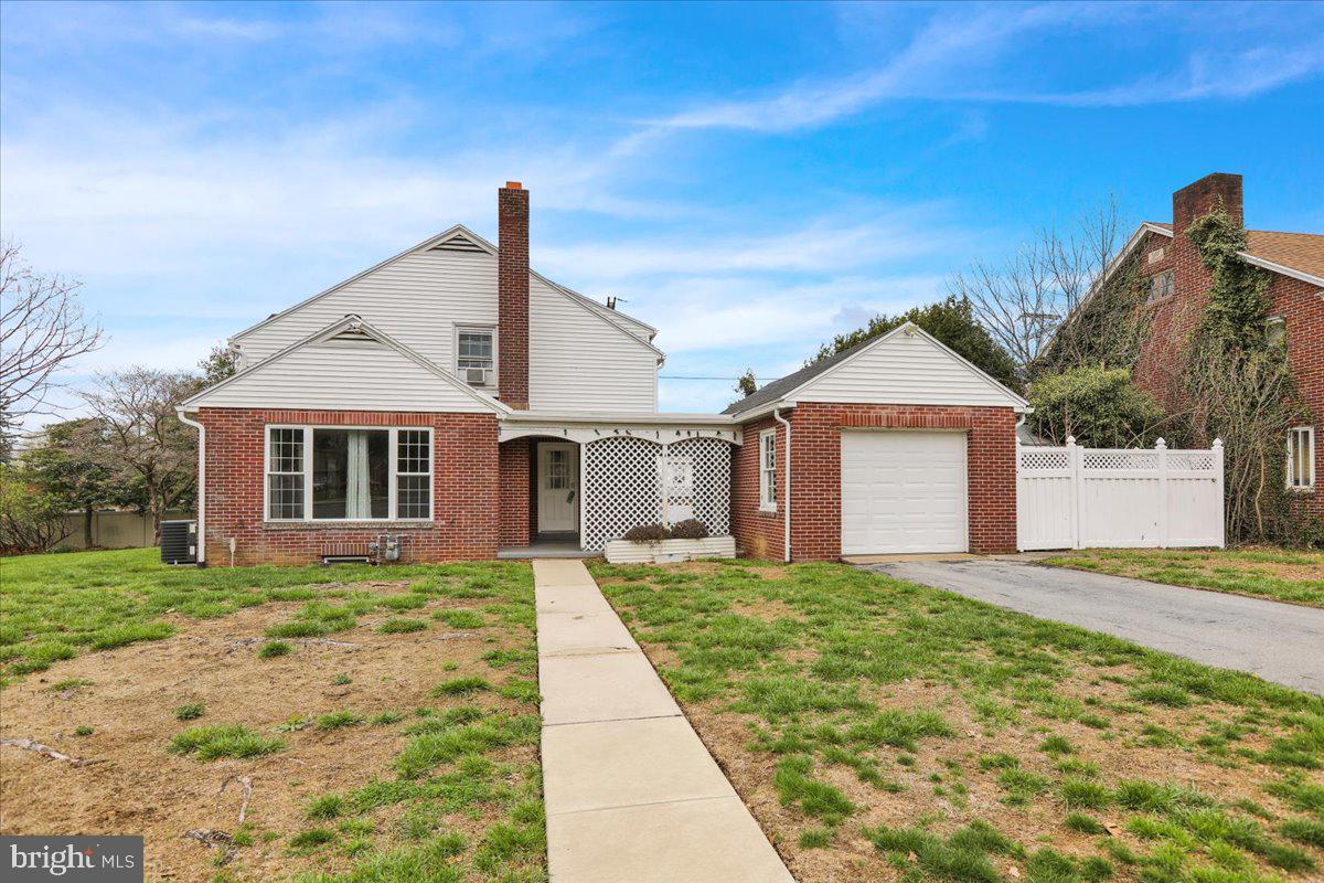 1403 COLLEGE AVENUE