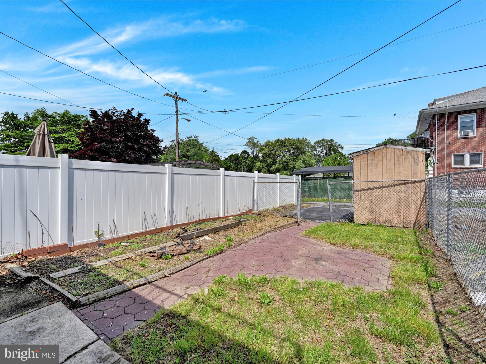 717 Crescent Ave