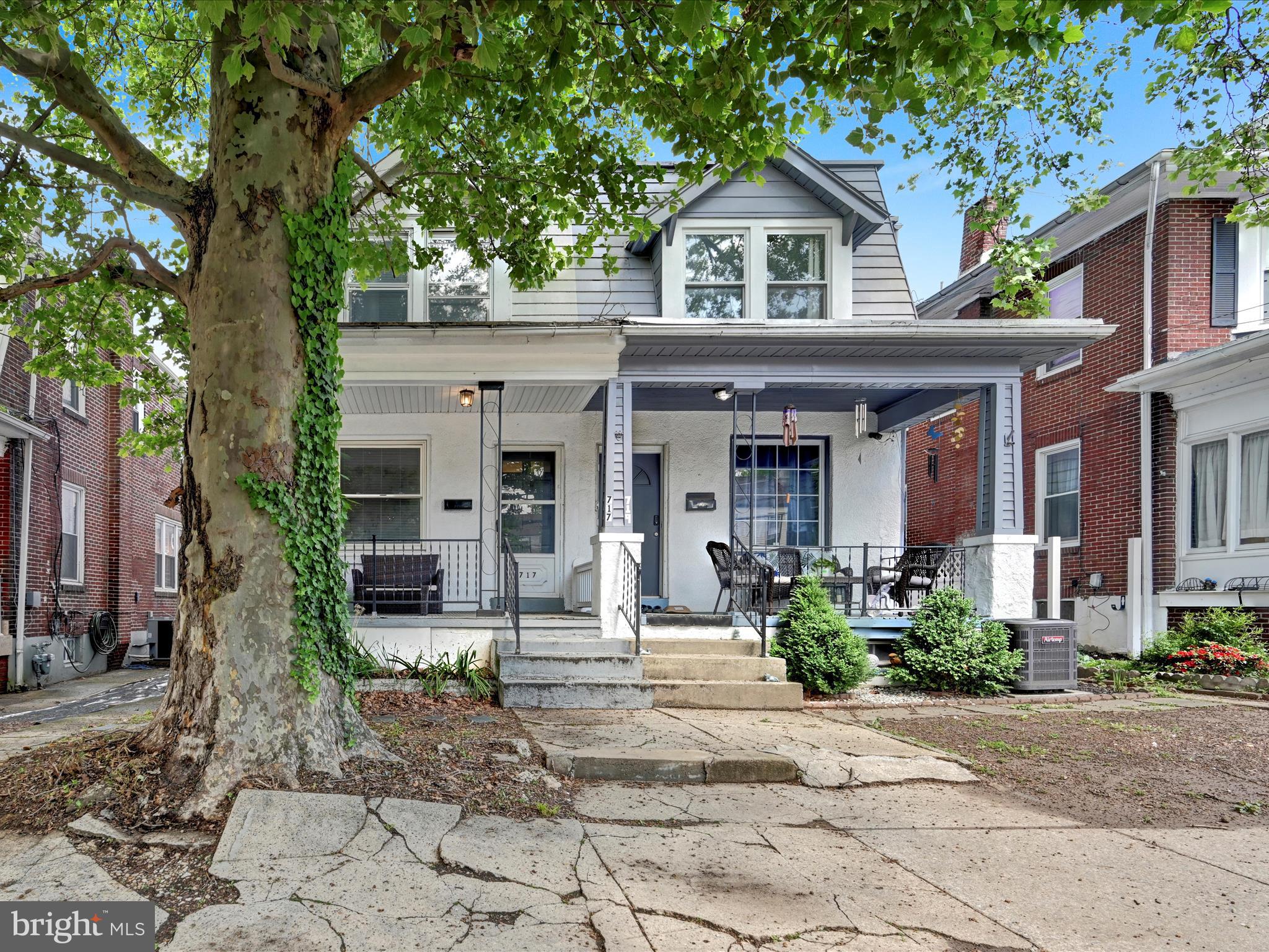 717 Crescent Ave