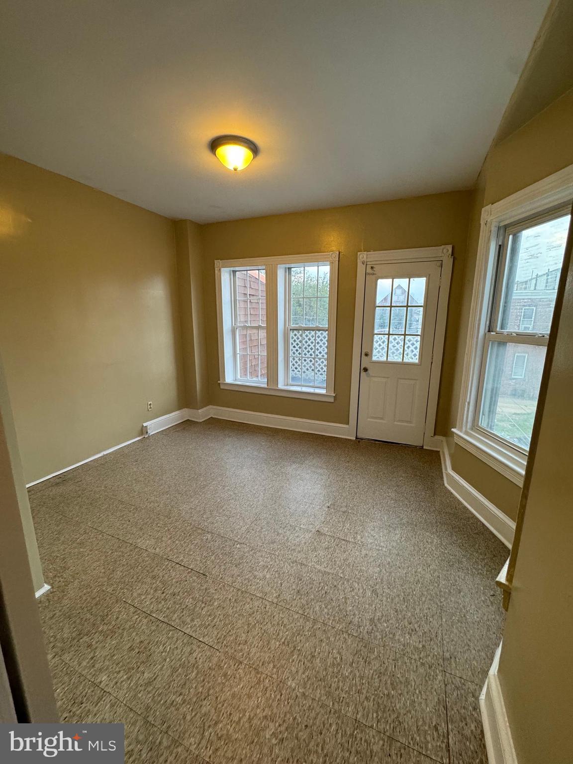 218 W Oley St
