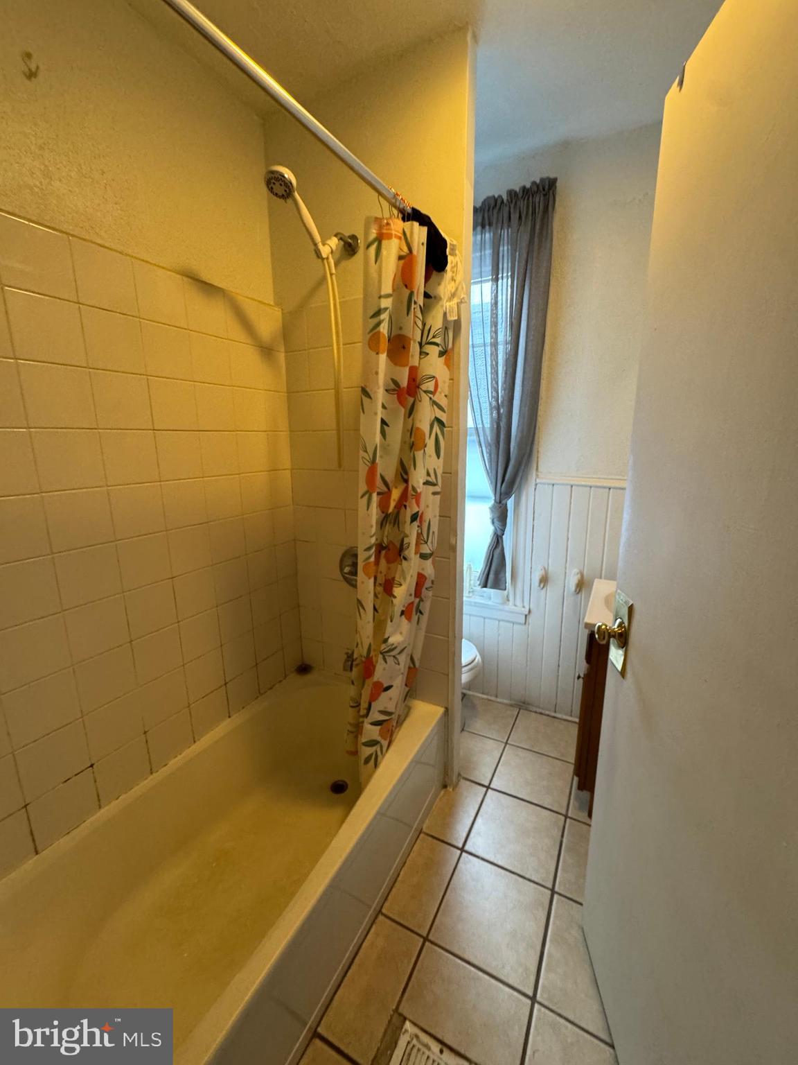 218 W Oley St