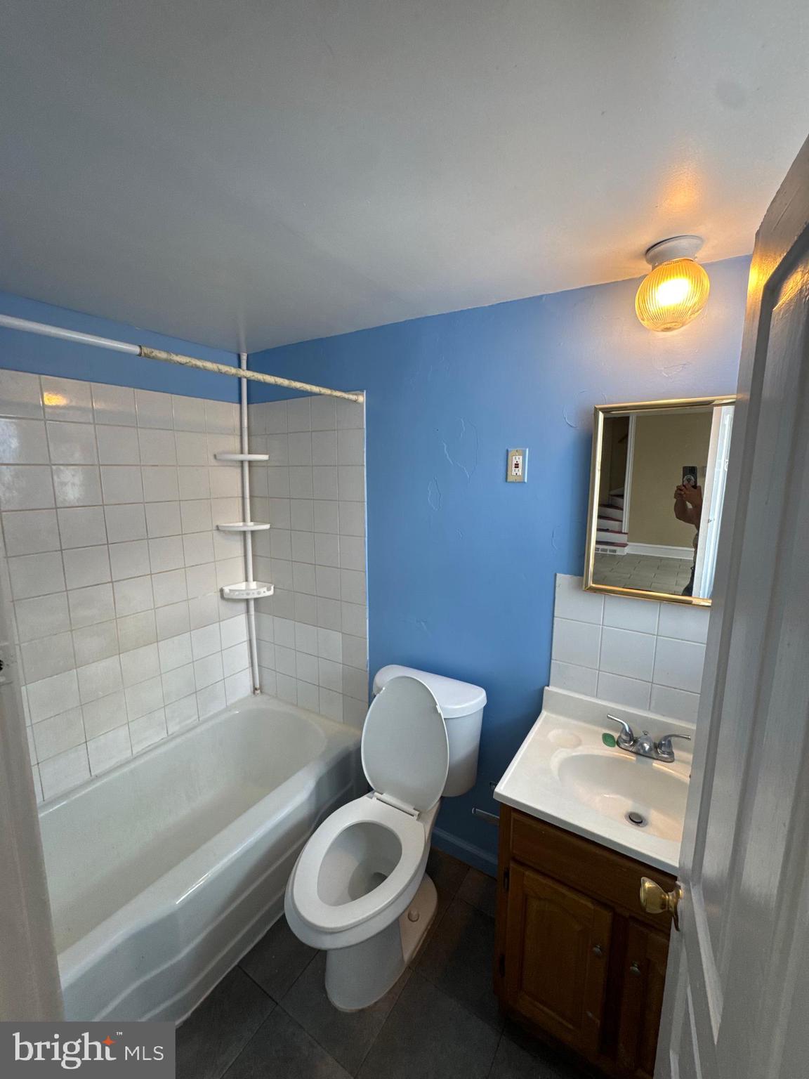 218 W Oley St