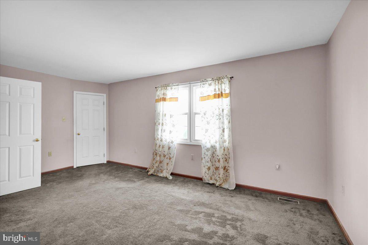 408 WHITE BIRCH LANE