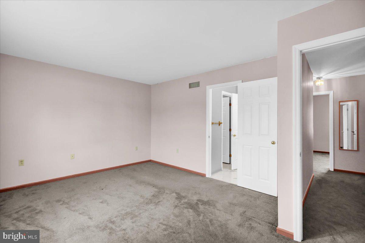 408 WHITE BIRCH LANE