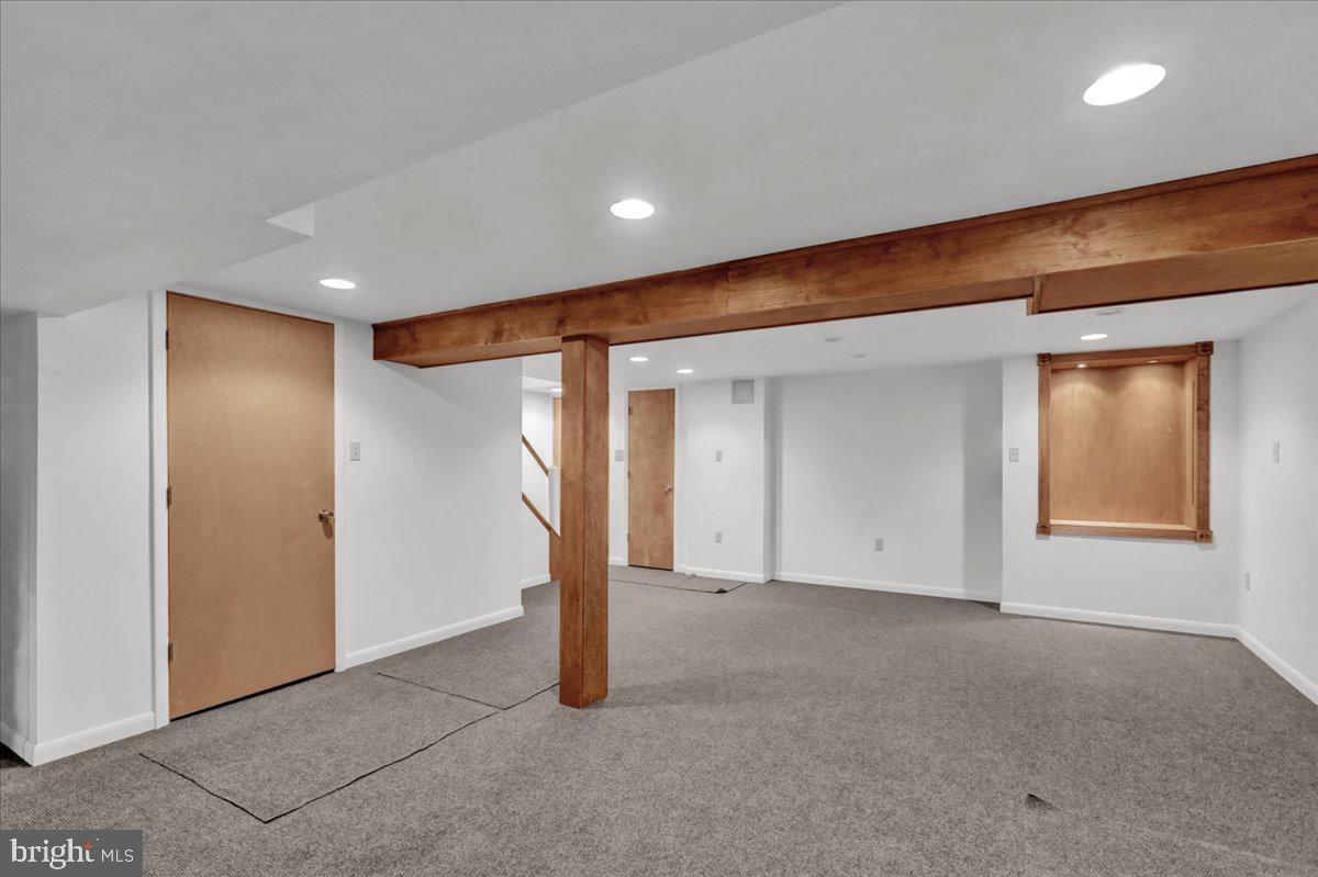 408 WHITE BIRCH LANE