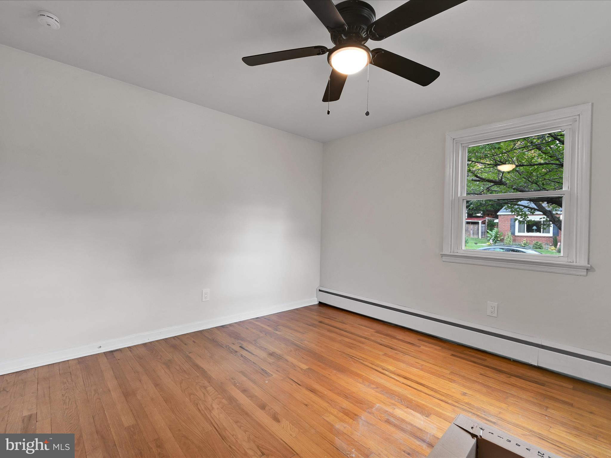 1609 FAYETTE AVENUE