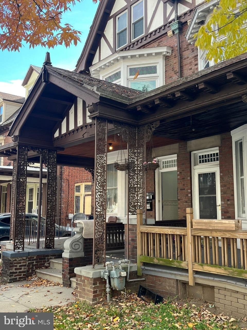 1318 PERKIOMEN AVENUE