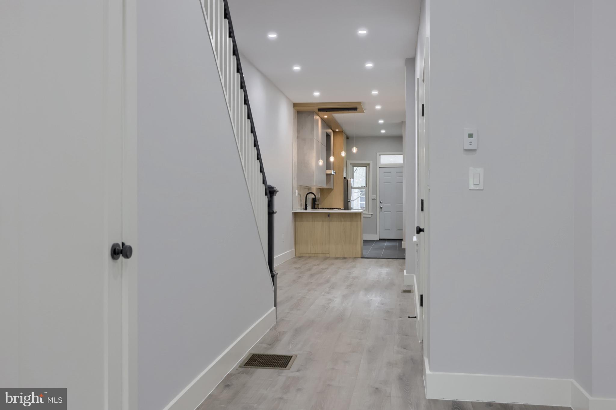 42 N 11TH STREET