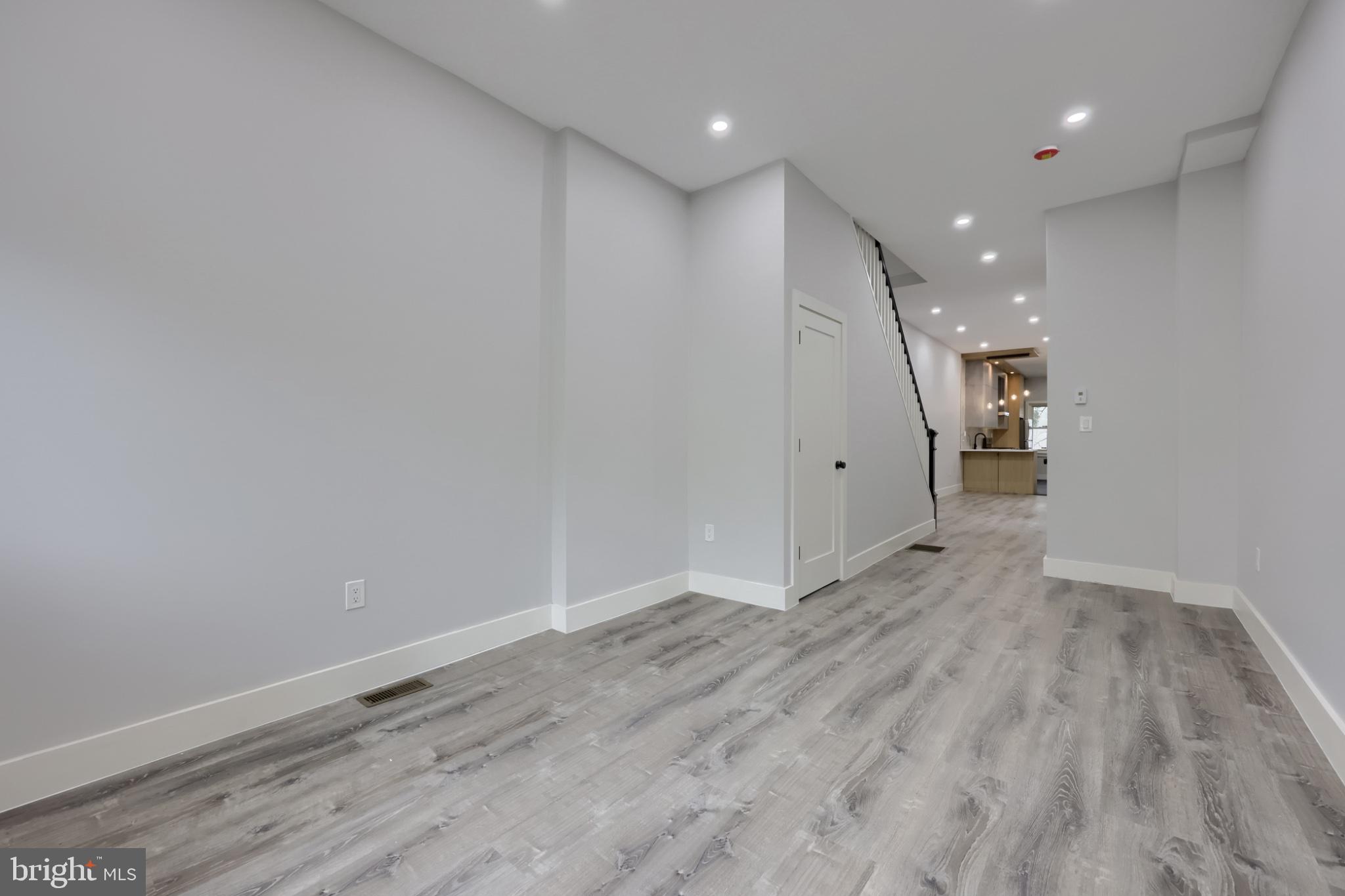 42 N 11TH STREET